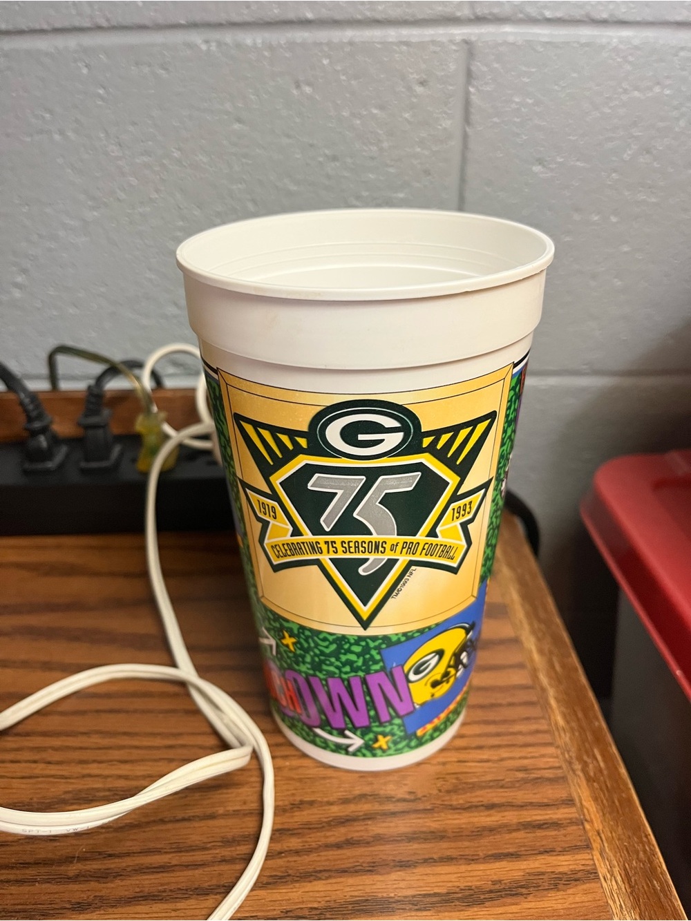 Vintage Retro 90’s NFL 75th Anniversary Large Plastic Cup McDonalds Packers.
